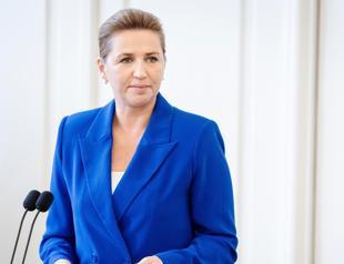 Danish PM hit by man in Copenhagen