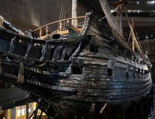 Sweden splashes out to save its unluckiest warship