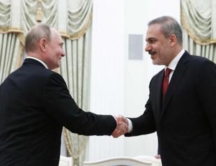 Putin says Moscow fully supports Türkiyes interest in joining BRICS