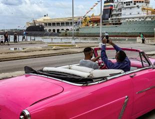 Russian nuclear-powered submarine arrives in Cuba