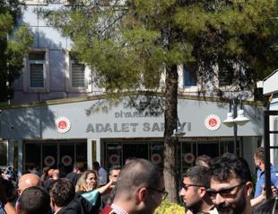 Court acquits officers in bar association head killing case