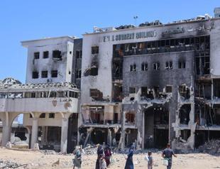 Israel hits Gaza as tensions surge on Lebanon border