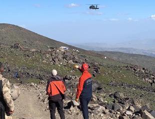 Teams mobilize to recover body of Iranian climber in Mount Ağrı