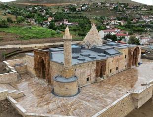 Historical mosque, hospital’s ‘balance column’ moves again