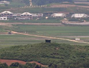 South Korea fires warning shots after new border incursion