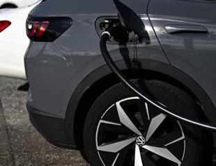 Electric car sales fall in Europe while hybrids rise