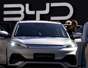 EU and China open talks over electric car tariffs