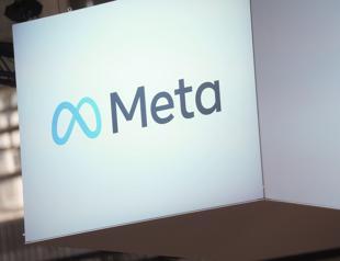 Apple holds talks with rival Meta over AI: Report