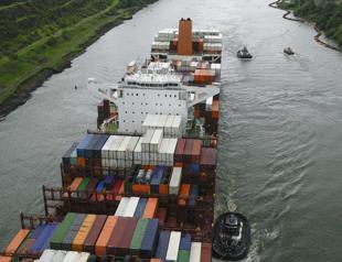 Panama Canal agency warns water shortage is not over
