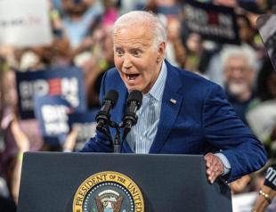 Biden seeks to repair debate damage with fiery speech