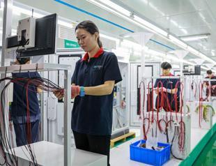 China factory activity contracts for second straight month
