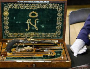 Napoleons pistols sold in auction for 1.7 mln euros