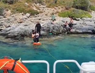 Migrant boat capsizes off İzmir