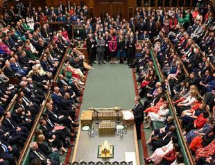 Labour takes governing seats as UK parliament returns