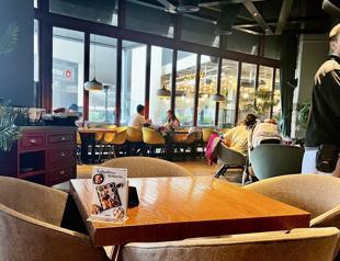 Employment in accommodation, food sector reaches all-time high