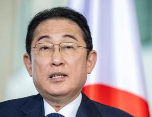 Japan PM apologises to forced sterilization victims