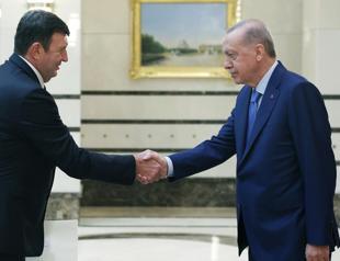 Erdoğan receives credentials from new ambassadors
