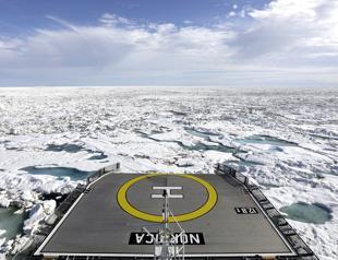 Russia says intercepted US bomber planes over Arctic