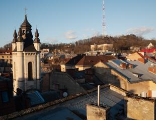 Kiev says it struck preliminary deal to restructure $20 bln debt