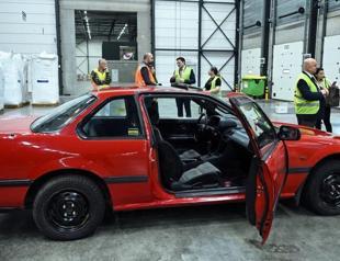 Barış Manço’s car on its way to Türkiye