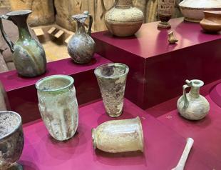 Historian archives artifacts from treasure hunter networks