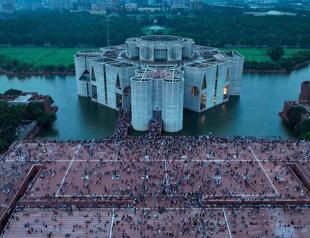 Police back on Bangladesh capitals streets as strike ends