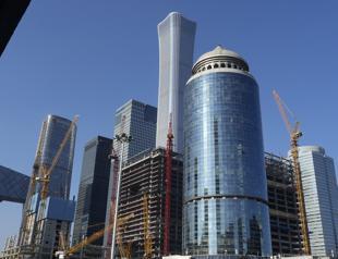 Chinas economic data dampens hope of recovery