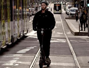 Melbourne officials vote to ban rental e-scooters