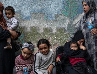 Toll tops 40,000 as Gaza struggles to keep track of deaths