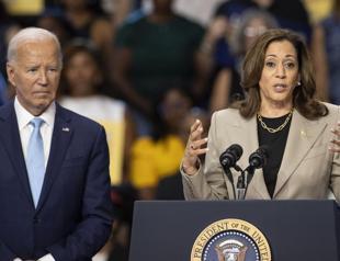 Biden goes from star to sideshow at Democratic convention
