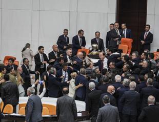 Parliamentary session on jailed ex-MP erupts in violence