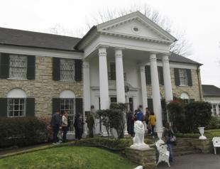 Missouri woman arrested for scheme to steal Elvis estate Graceland