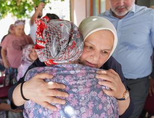 Erdoğan vows support for İzmir wildfire victims