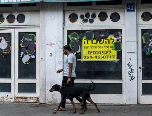 Ending war would help Israel’s struggling economy, say experts