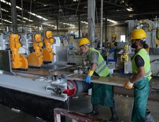 Capacity usage declines, business sentiment deteriorates in August