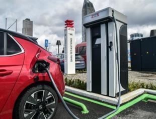 Consumers want European, long-range EVs, shows survey