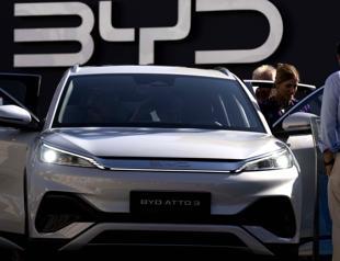 EV tariffs to damage economic cooperation with Canada: China