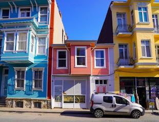 Restoration of 100 wooden buildings completed in Fatih