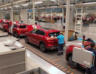 Auto market expands in August after months of contraction