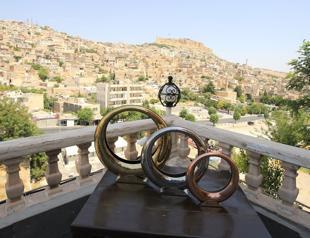 LÉtape Türkiye by Tour de France’s trophies made in Mardin