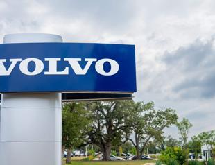 Volvo Cars scraps 2030 goal to be fully electric