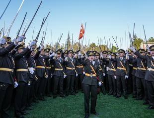 Defense Ministry probes oath ceremony at military school