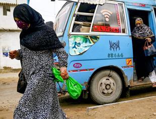 Women ride Pakistans economic crisis into the workplace