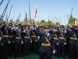 CHP leader criticizes probe into oath by cadets