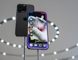 Apple unveils new iPhone built for AI