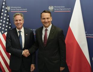 Blinken in Poland to seek common cause