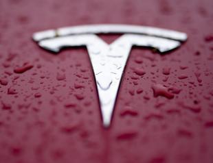 Tesla truck fire took 190,000 liters of water to extinguish