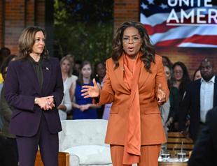 Harris and Oprah hold star-studded US election rally