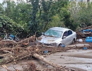 Heavy rainfall, floods wreak havoc across country