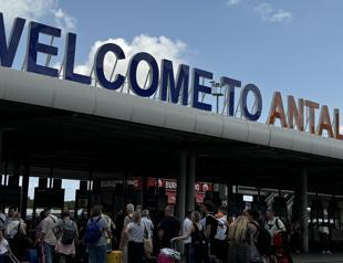 ‘15 pct of foreigners stay in houses instead of hotels in Antalya’